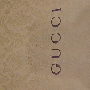 Gucci box